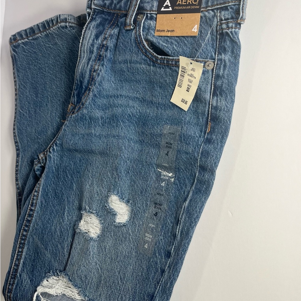 NWT Size 4 Aeropostale High-Rise Mom Jean (Medium Wash) - Picture 13 of 13